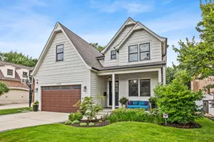 2536 Oak Ave, Northbrook, IL 60062 - Photo 1