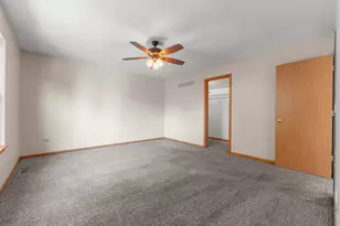 2210 Candlewood Dr, Plainfield, IL 60586 - Photo 24