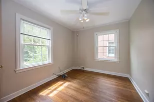 2701 W Fitch Ave, Chicago, IL 60645 - Photo 12