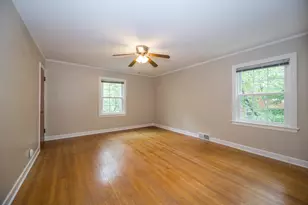 2701 W Fitch Ave, Chicago, IL 60645 - Photo 10