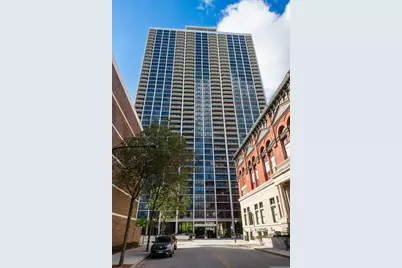 1560 N Sandburg Terrace #2109J, Chicago, IL 60610 - Photo 1