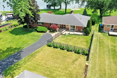 905 River Terrace Drive, Johnsburg, IL 60051 - Photo 2