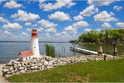 905 River Terrace Drive, Johnsburg, IL 60051 - Photo 10