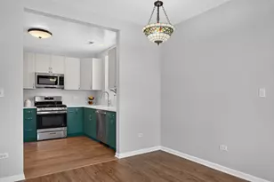 1700 Riverwoods Dr, Melrose Park, IL 60160 - Photo 14