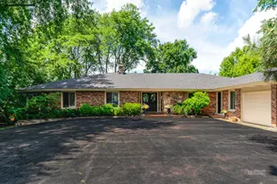 2432 Federal Ct, Long Grove, IL 60047 - Photo 2