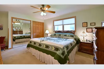7821 Dorchester Lane, Darien, IL 60561 - Photo 28