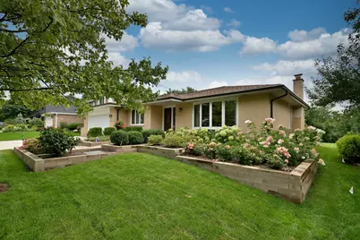 7821 Dorchester Lane, Darien, IL 60561 - Photo 1