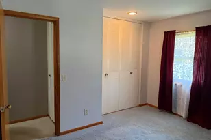 622 W Lincolnway Rd, Morrison, IL 61270 - Photo 8