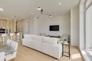 2456 W Cortez St, Chicago, IL 60622 - Photo 14
