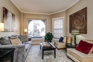 57 E Cedar St, Chicago, IL 60611 - Photo 2