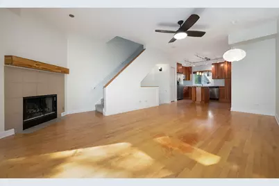 1540 N Greenview Avenue #D, Chicago, IL 60642 - Photo 8