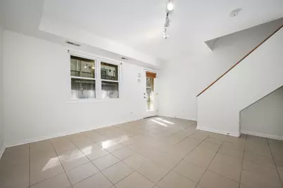 1540 N Greenview Avenue #D, Chicago, IL 60642 - Photo 16