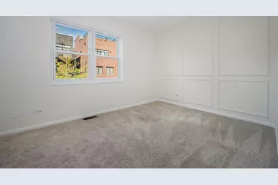 1540 N Greenview Avenue #D, Chicago, IL 60642 - Photo 12