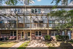 1540 N Greenview Ave, Chicago, IL 60642 - Photo 1