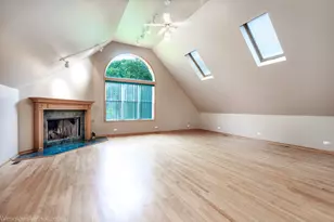 1961 Miner St, Des Plaines, IL 60016 - Photo 20