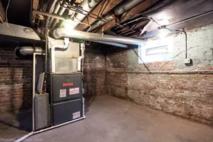 1961 Miner St, Des Plaines, IL 60016 - Photo 14