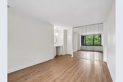 1555 N Sandburg Terrace #512K, Chicago, IL 60610 - Photo 16