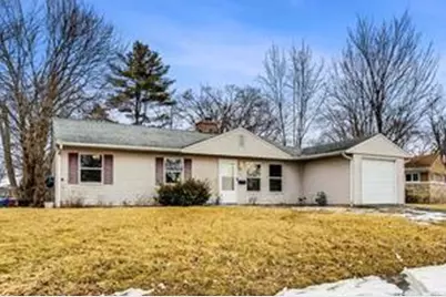 318 Marquette Street, Park Forest, IL 60466 - Photo 2