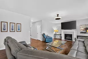16440 W Turnberry Circle, Lockport, IL 60441 - Photo 8