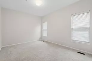 521 Chicago Ave, Evanston, IL 60202 - Photo 22