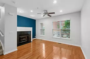 521 Chicago Ave, Evanston, IL 60202 - Photo 8