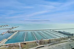 211 N Harbor Dr, Chicago, IL 60601 - Photo 40