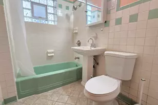 3337 N Springfield Ave, Chicago, IL 60618 - Photo 4