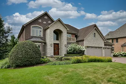 312 Felicia Court, Bloomingdale, IL 60108 - Photo 2