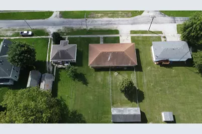 201 W Dorion Street, Beaverville, IL 60912 - Photo 6