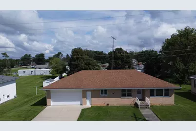 201 W Dorion Street, Beaverville, IL 60912 - Photo 1