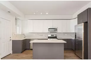 2537 N California Ave, Chicago, IL 60647 - Photo 2