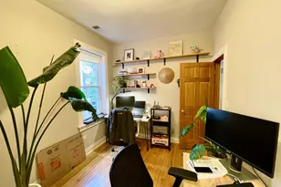 2537 N California Ave, Chicago, IL 60647 - Photo 10