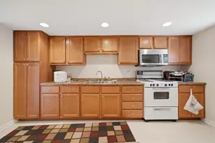 6428 W 85th St, Burbank, IL 60459 - Photo 20