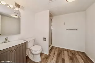 8050 N Prospect St, Niles, IL 60714 - Photo 18
