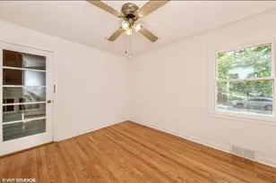 8050 N Prospect St, Niles, IL 60714 - Photo 10