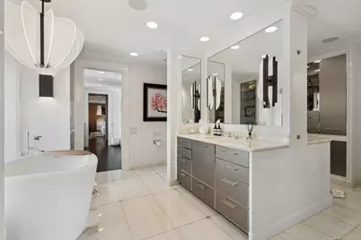 1540 N Lake Shore Drive #8N, Chicago, IL 60610 - Photo 20