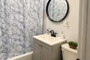 7042 S Elizabeth St, Chicago, IL 60636 - Photo 2