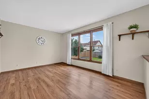1621 Fox Field Dr, Belvidere, IL 61008 - Photo 10