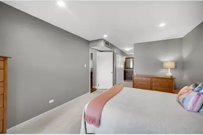 1066 Shermer Road #11, Northbrook, IL 60062 - Photo 12