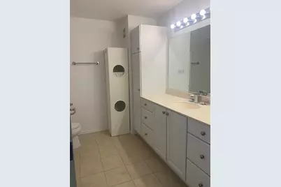 9655 Woods Drive #1208, Skokie, IL 60077 - Photo 20