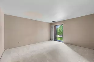 107 N Elm St, Champaign, IL 61820 - Photo 26