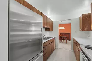 107 N Elm St, Champaign, IL 61820 - Photo 16