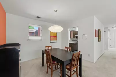 107 N Elm Street #205, Champaign, IL 61820 - Photo 24