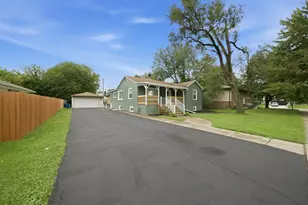 9839 Meade Ave, Oak Lawn, IL 60453 - Photo 2
