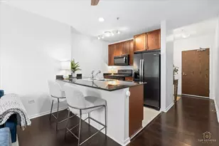 7753 Van Buren St, Forest Park, IL 60130 - Photo 6