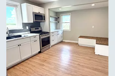 82 N 23rd Road, Peru, IL 61354 - Photo 12