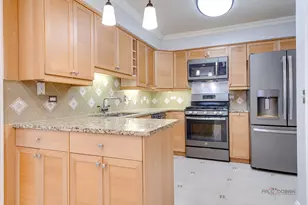 115 Meadowbrook Ln, Lake Bluff, IL 60044 - Photo 20