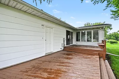 524 Parkside Drive, Sycamore, IL 60178 - Photo 4