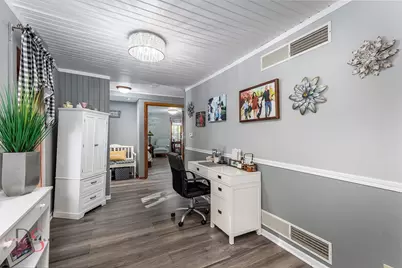 527 E Main Street, Ottawa, IL 61350 - Photo 16