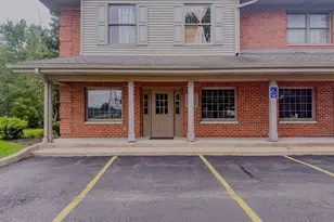 2 Hankes Rd, Aurora, IL 60506 - Photo 1